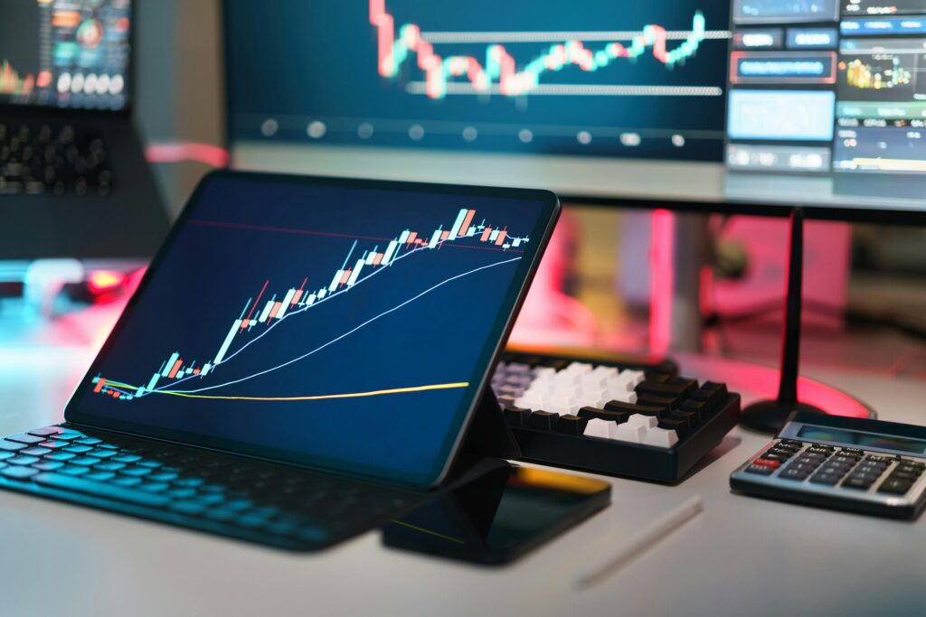 How Does a Forex VPS Reduce Latency